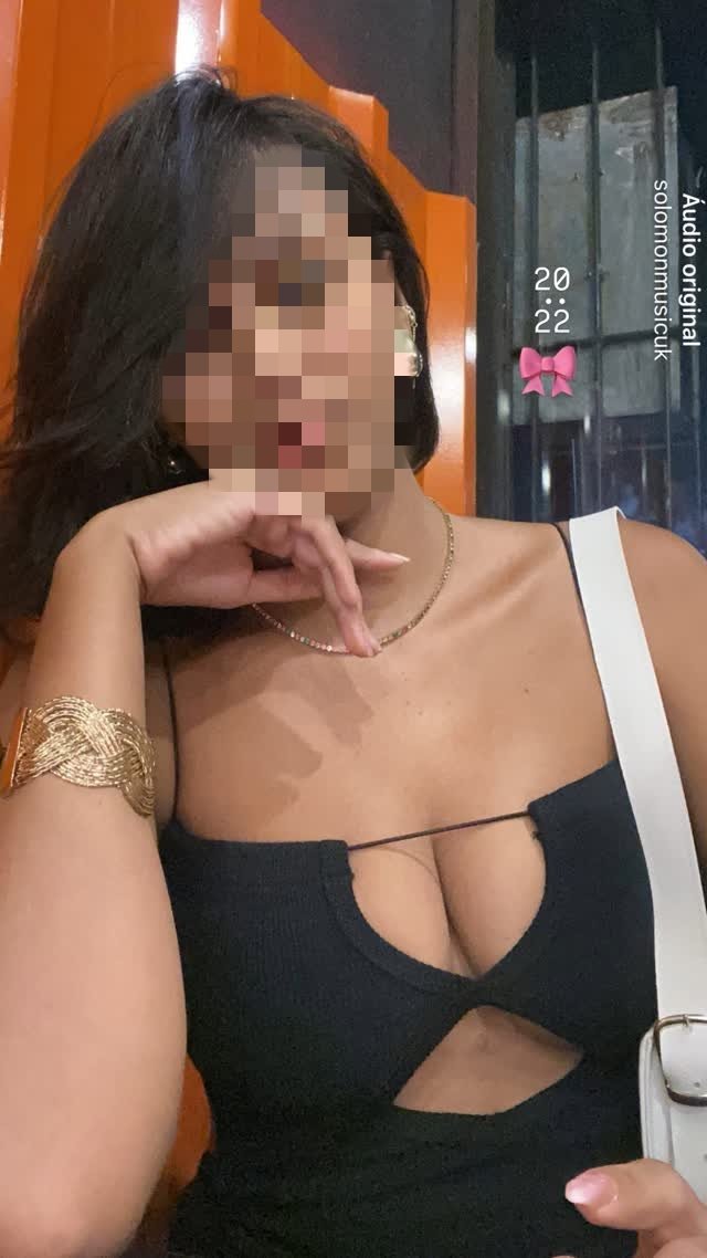 Corno vazou a novinha pretinha gostosa peituda #DSIVK1XA