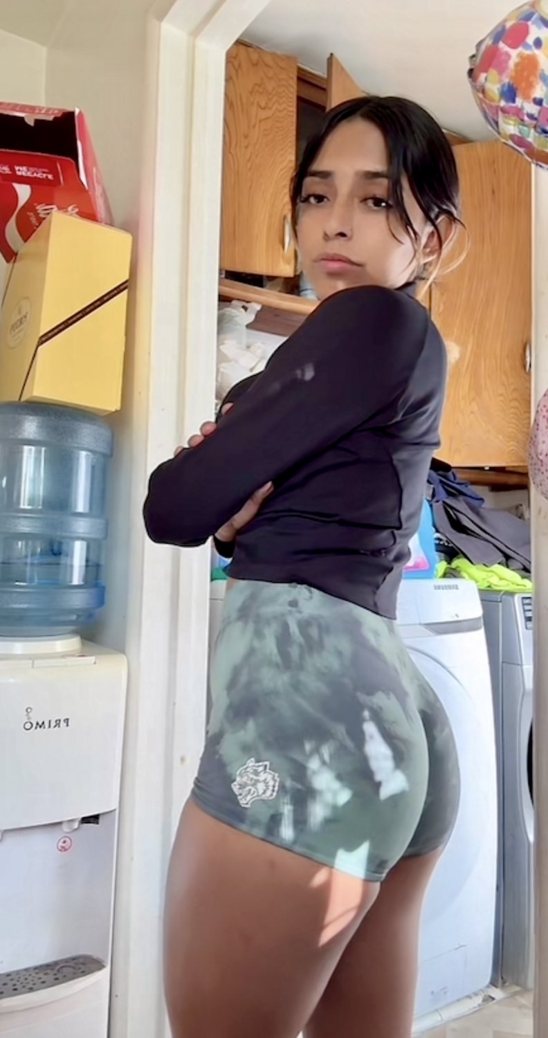 Live - Thot #NNfbAGrL