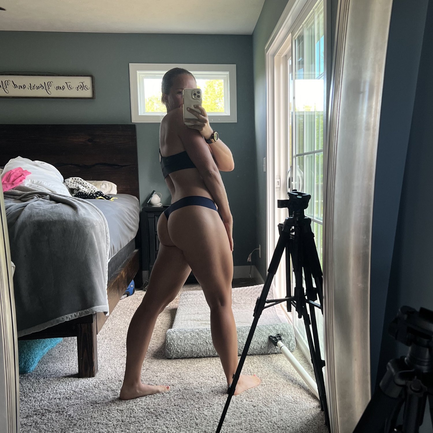 HotWife #J4x67ZxD