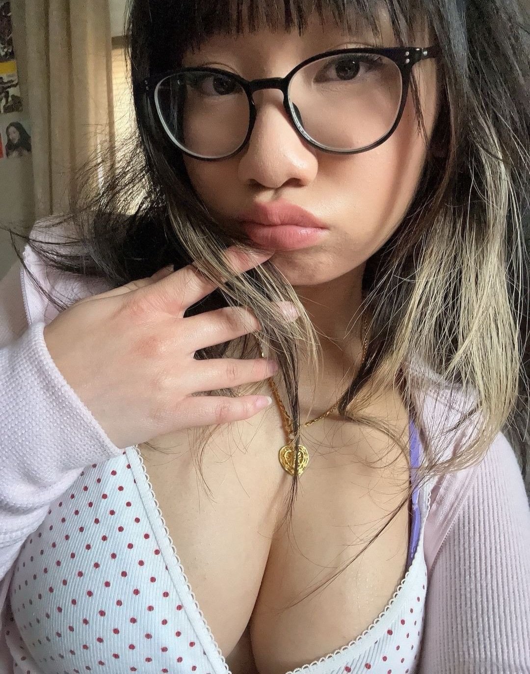 nerd cute asian gf #tePzPKB4